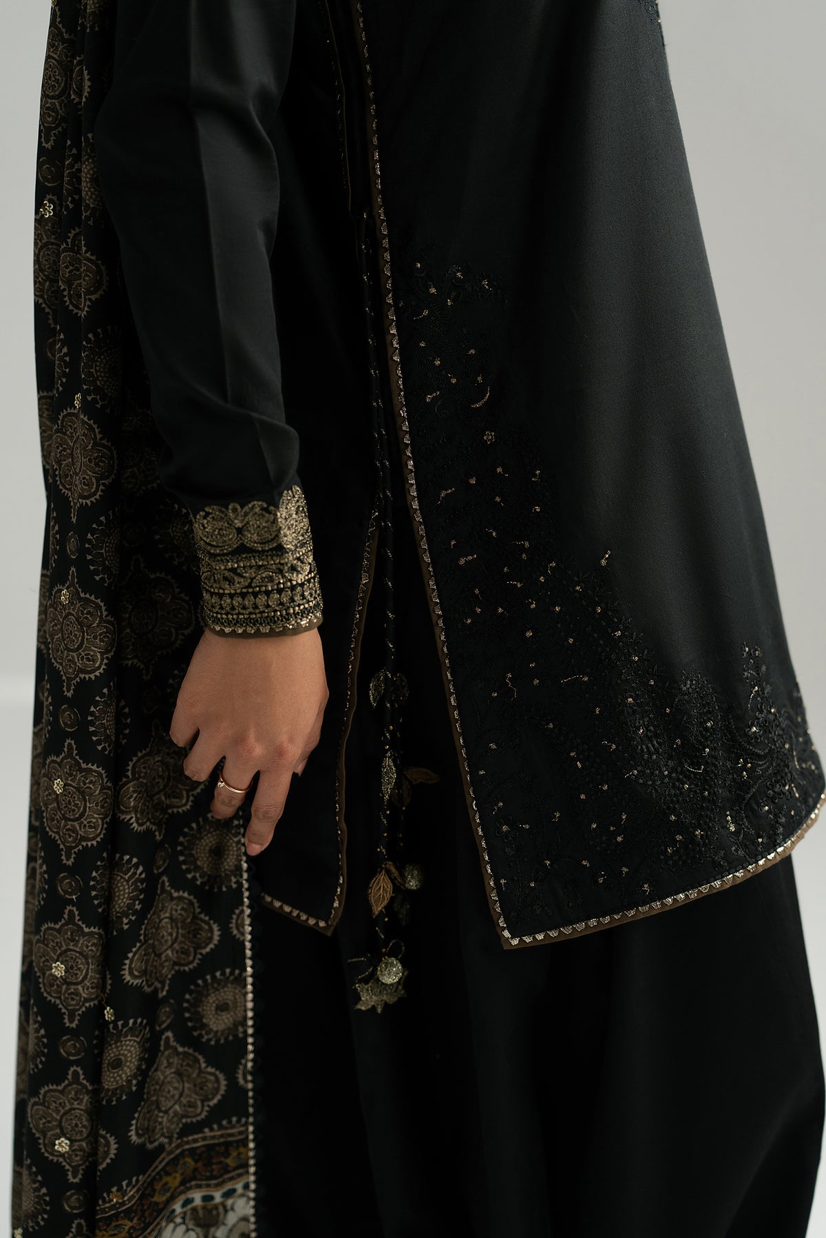 Mannam Eclipse Set front view — monotone tilla embroidery on neckline and hem | Pakistani Eid fashion